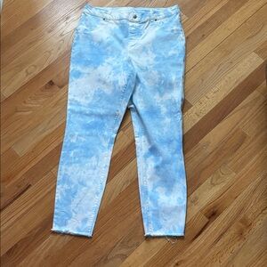 Hue Modern Denim Skimmer